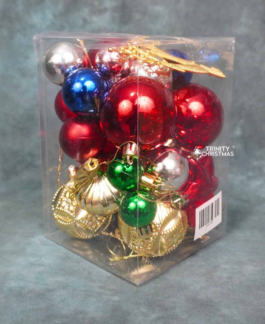Trinity Christmas Ornament Set