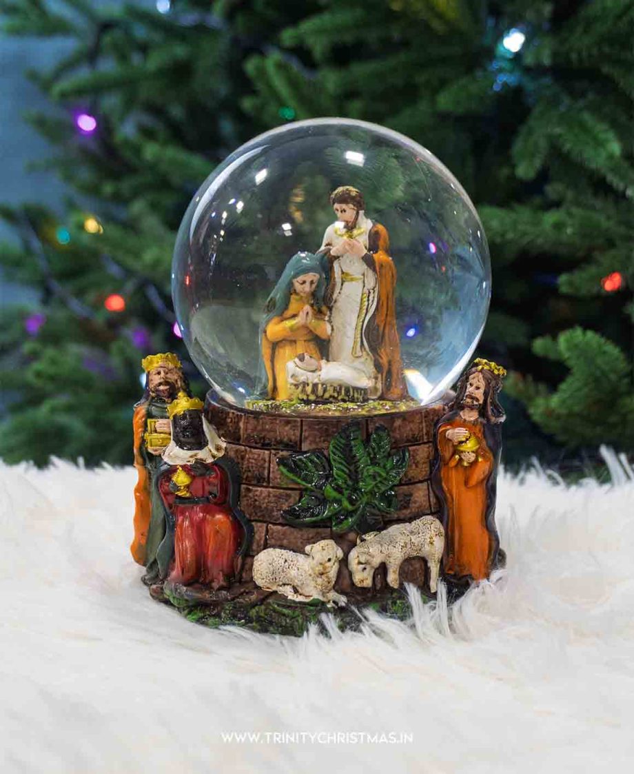 Santa Workshop Wonders Nativity – Multi Light