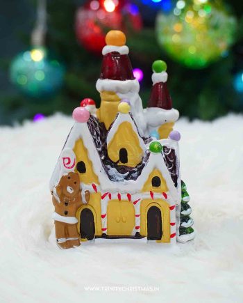 Winter Magic Village Collection Gingerbread 10x7.5CM