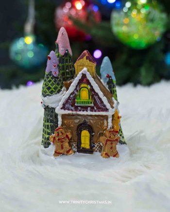 Winter Magic Village Gingerbread House 10x7.5CM