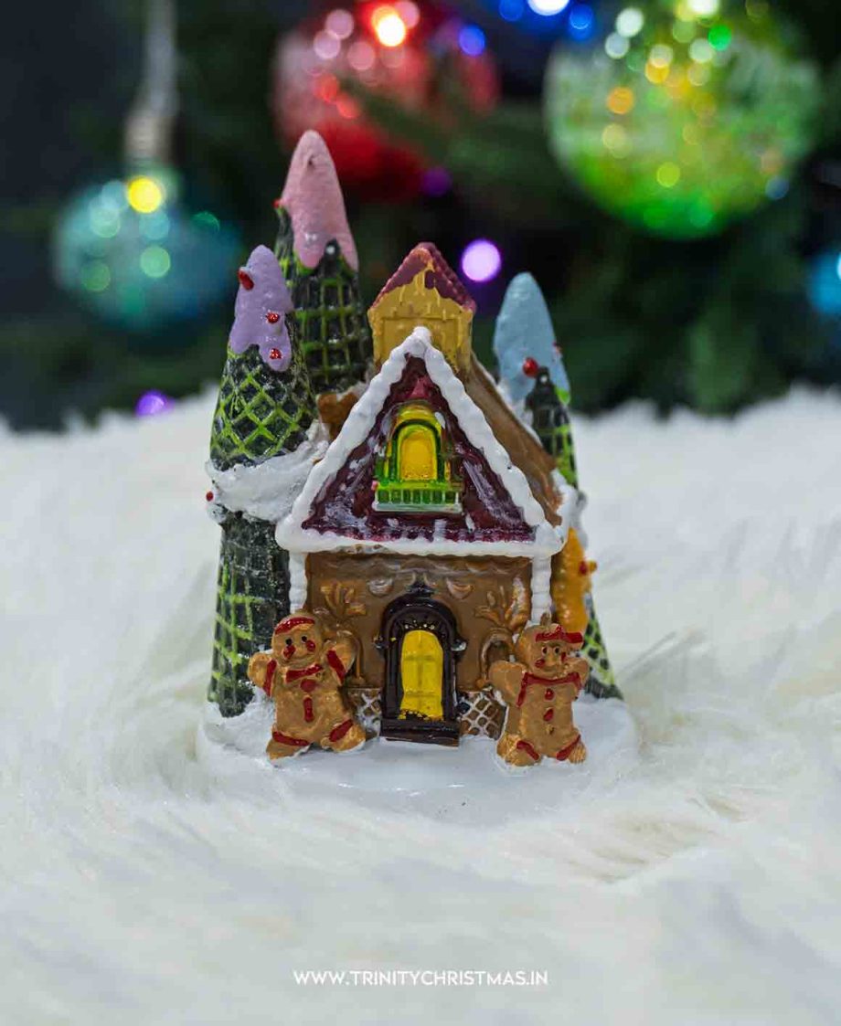 Winter Magic Village Gingerbread House 10x7.5CM