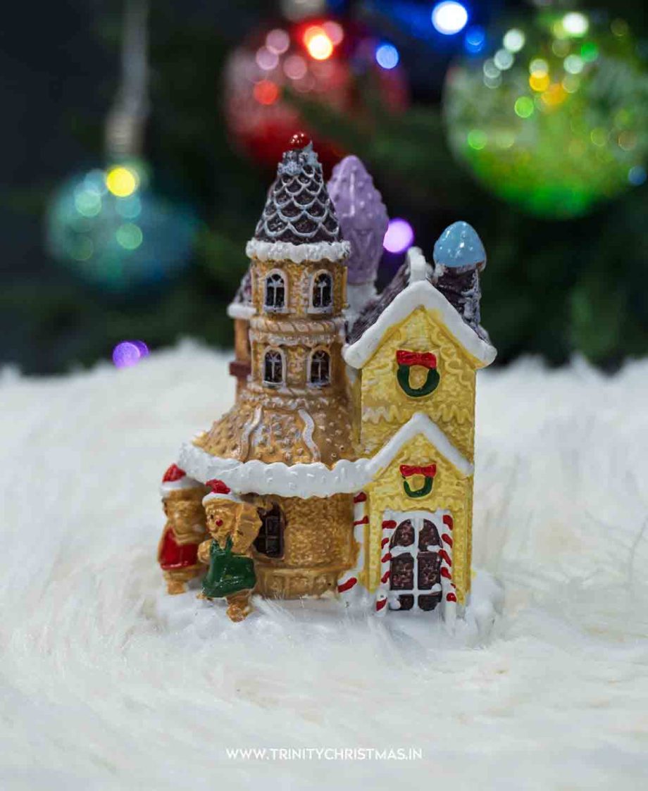 Winter Magic Village Fantasy House 10x7.5CM