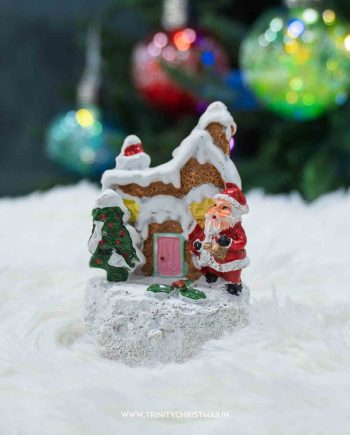 Frosted Fantasy Village Series Gingerbread 8.5x6CM